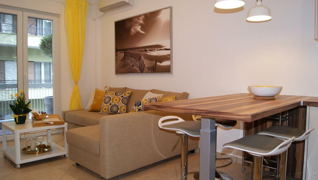 Brand New Luxury Apartment Salonicco Esterno foto