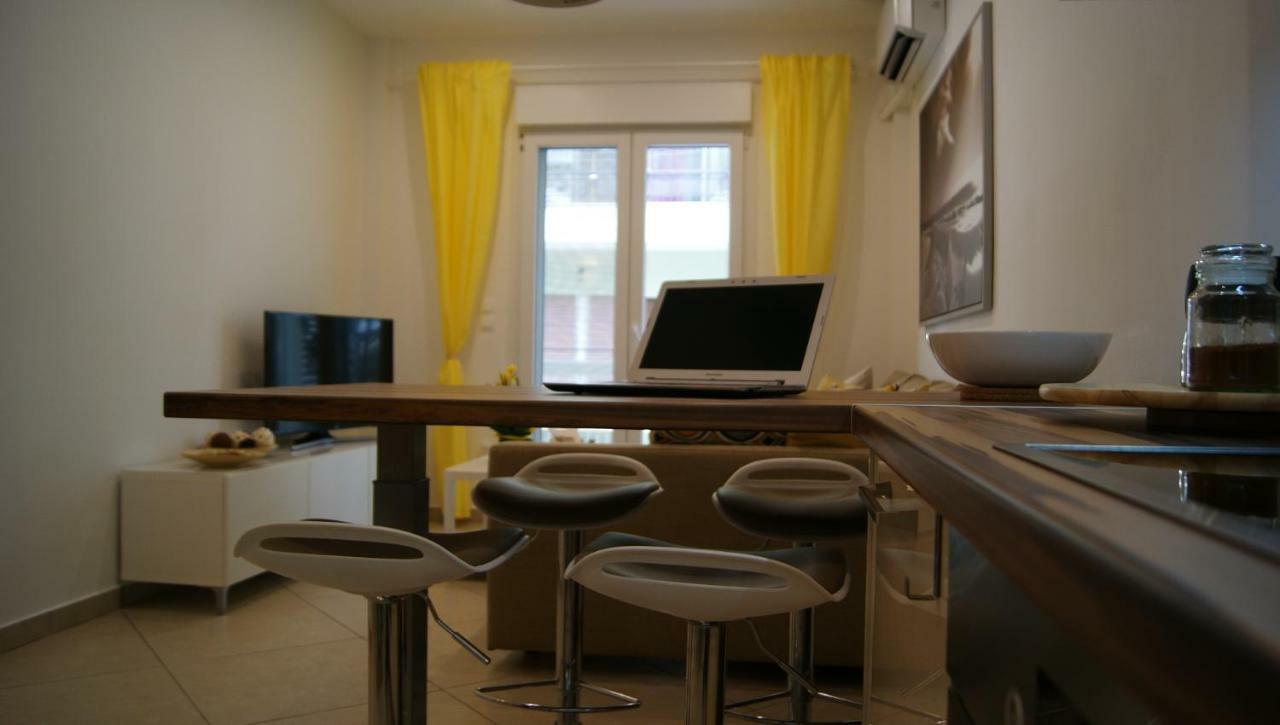 Brand New Luxury Apartment Salonicco Esterno foto