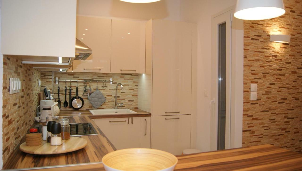 Brand New Luxury Apartment Salonicco Esterno foto