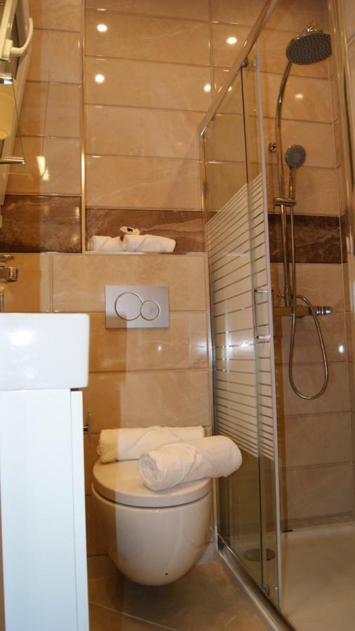 Brand New Luxury Apartment Salonicco Esterno foto